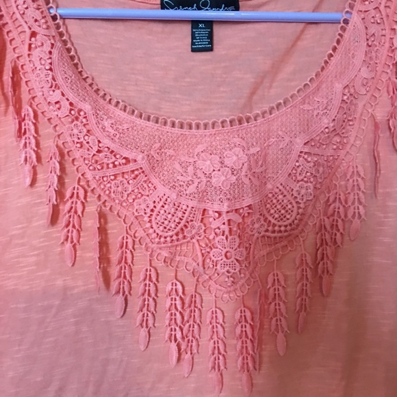 Orange fringe French laundry feathery look - Picture 3 of 3